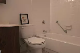 1420 Locust St, Philadelphia, PA 19102 - Photo 17