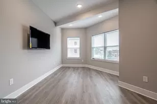 421 N 39th St, Philadelphia, PA 19104 - Photo 19