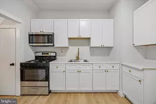 2132 S Simpson St, Philadelphia, PA 19142 - Photo 9