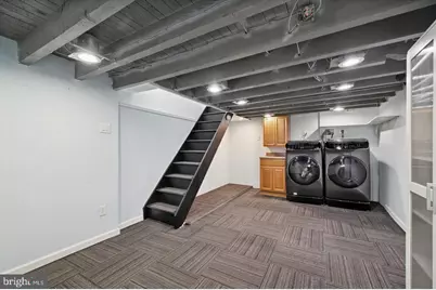 1039 W Russell Street, Philadelphia, PA 19140 - Photo 13