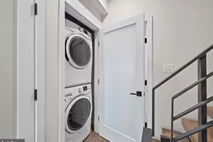 2106 Spring St, Philadelphia, PA 19103 - Photo 39