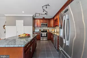 1639 S 19th St, Philadelphia, PA 19145 - Photo 7