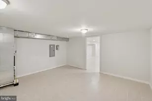 1639 S 19th St, Philadelphia, PA 19145 - Photo 31