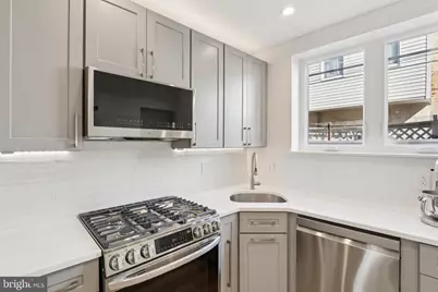 2441 S Clarion Street, Philadelphia, PA 19148 - Photo 27