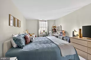 825 N 29th St, Philadelphia, PA 19130 - Photo 15