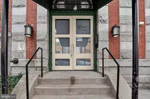 825 N 29th St, Philadelphia, PA 19130 - Photo 25