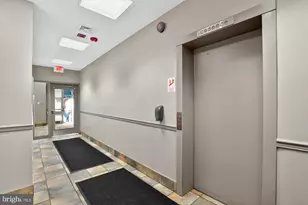 825 N 29th St, Philadelphia, PA 19130 - Photo 23