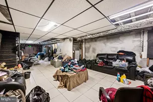 1209 S 15th St, Philadelphia, PA 19146 - Photo 37