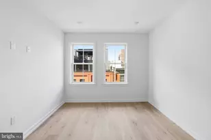 208 Vine St, Philadelphia, PA 19106 - Photo 9