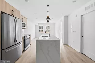 208 Vine St, Philadelphia, PA 19106 - Photo 7