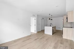 208 Vine St, Philadelphia, PA 19106 - Photo 1
