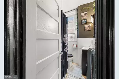 144 Roselyn Street, Philadelphia, PA 19120 - Photo 15