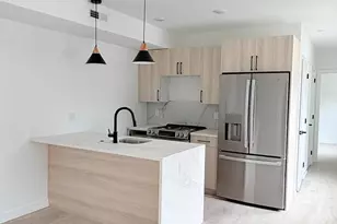 208 Vine St, Philadelphia, PA 19106 - Photo 1