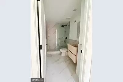 208 Vine Street #3D, Philadelphia, PA 19106 - Photo 3