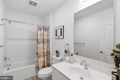 915 N Broad Street #304, Philadelphia, PA 19123 - Photo 5