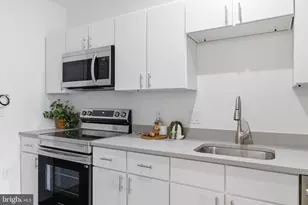 915 N Broad St, Philadelphia, PA 19123 - Photo 3