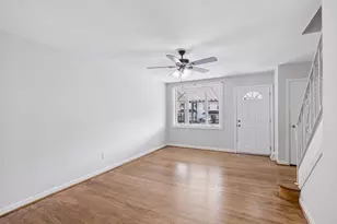 310 Ripka St, Philadelphia, PA 19128 - Photo 9