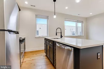 2010 N 5th Street #2C, Philadelphia, PA 19122 - Photo 3