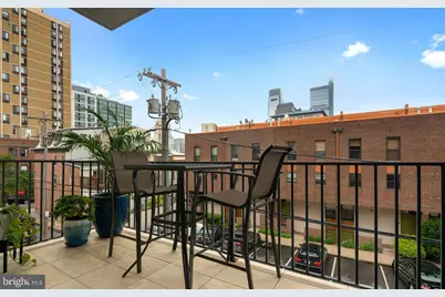 1910 Spring Garden Street #2, Philadelphia, PA 19130 - Photo 11