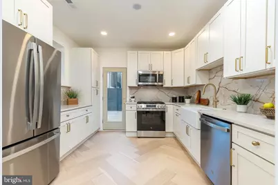 814 Mountain Street, Philadelphia, PA 19148 - Photo 11