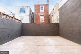 814 Mountain St, Philadelphia, PA 19148 - Photo 15