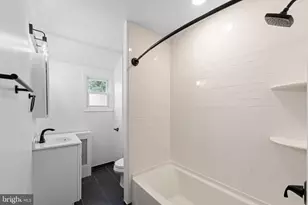 6461 Morris Park Rd, Philadelphia, PA 19151 - Photo 21