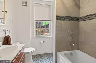 2714 South St, Philadelphia, PA 19146 - Photo 13