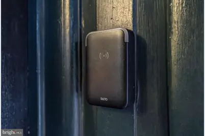 303 Vine Street #512, Philadelphia, PA 19106 - Photo 17