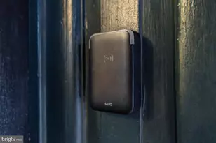 303 Vine St, Philadelphia, PA 19106 - Photo 17