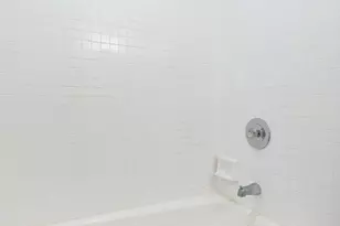 303 Vine St, Philadelphia, PA 19106 - Photo 9