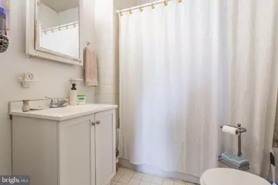 1817 Pine Street #1F, Philadelphia, PA 19103 - Photo 21