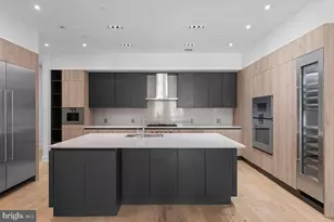 724 Chestnut St, Philadelphia, PA 19106 - Photo 1