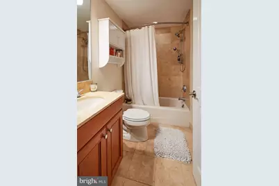 1701 Locust Street #1807, Philadelphia, PA 19103 - Photo 5