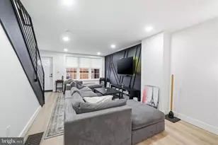 268 W Duncannon Ave, Philadelphia, PA 19120 - Photo 9