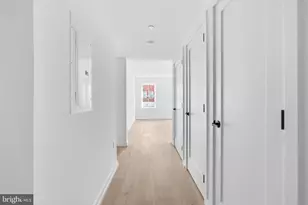 208 Vine St, Philadelphia, PA 19106 - Photo 5