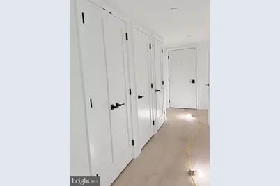 208 Vine Street #3G, Philadelphia, PA 19106 - Photo 5