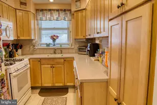 8171 Lister St, Philadelphia, PA 19152 - Photo 5