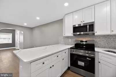 6728 Guyer Avenue, Philadelphia, PA 19142 - Photo 5