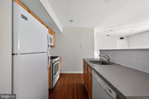 1521 N 15th St, Philadelphia, PA 19121 - Photo 3