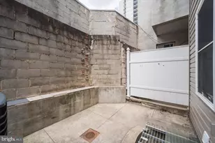 528 S 13th St, Philadelphia, PA 19147 - Photo 7