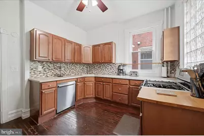 913 S Farragut Terrace, Philadelphia, PA 19143 - Photo 9