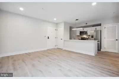 1805 N Howard Street #201, Philadelphia, PA 19122 - Photo 1