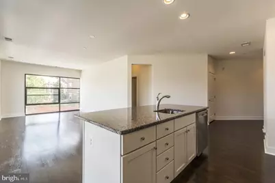 600 S 24th Street #210, Philadelphia, PA 19146 - Photo 7