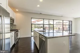 600 S 24th St, Philadelphia, PA 19146 - Photo 5