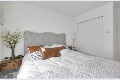 2137 Spruce Street #7, Philadelphia, PA 19103 - Photo 11