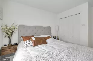 2137 Spruce St, Philadelphia, PA 19103 - Photo 11