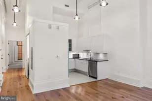 1516 Spruce St, Philadelphia, PA 19102 - Photo 21