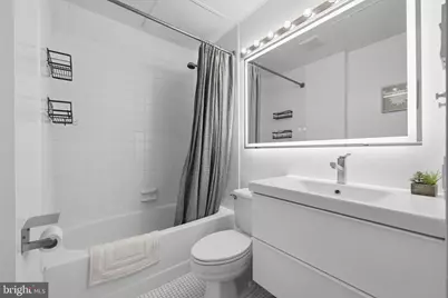 1601 Spring Garden Street #207, Philadelphia, PA 19130 - Photo 9