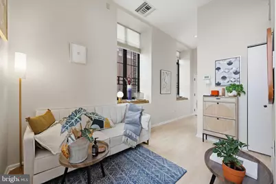 1601 Spring Garden Street #207, Philadelphia, PA 19130 - Photo 3