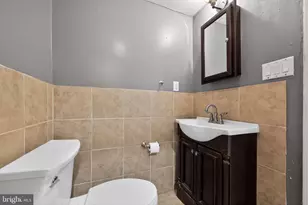 2141 E Albert St, Philadelphia, PA 19125 - Photo 11